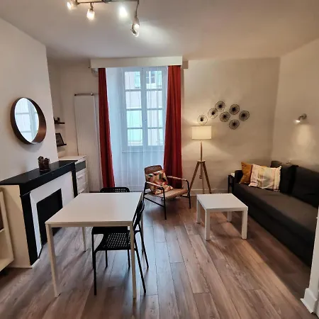Anemone - Confort En Centre Apartment Millau